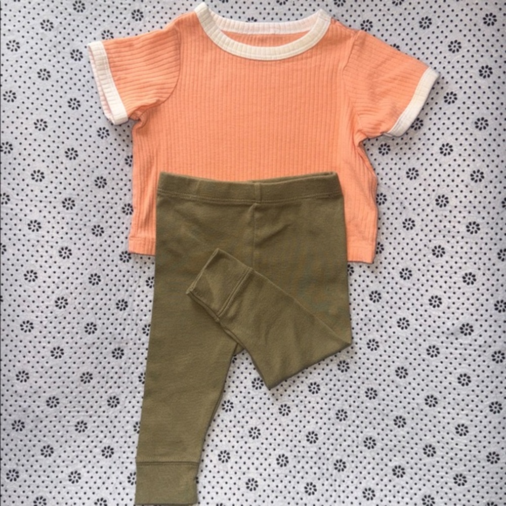 🛍 CUTE  Little GIRLS OUTFIT SIZE 0-3 MONTHS 🛍